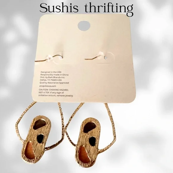 Geometric Wood Earrings - Picture 2 of 2